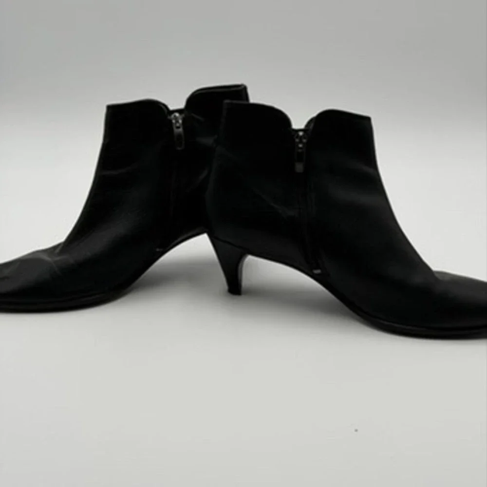 Ecco these elegant